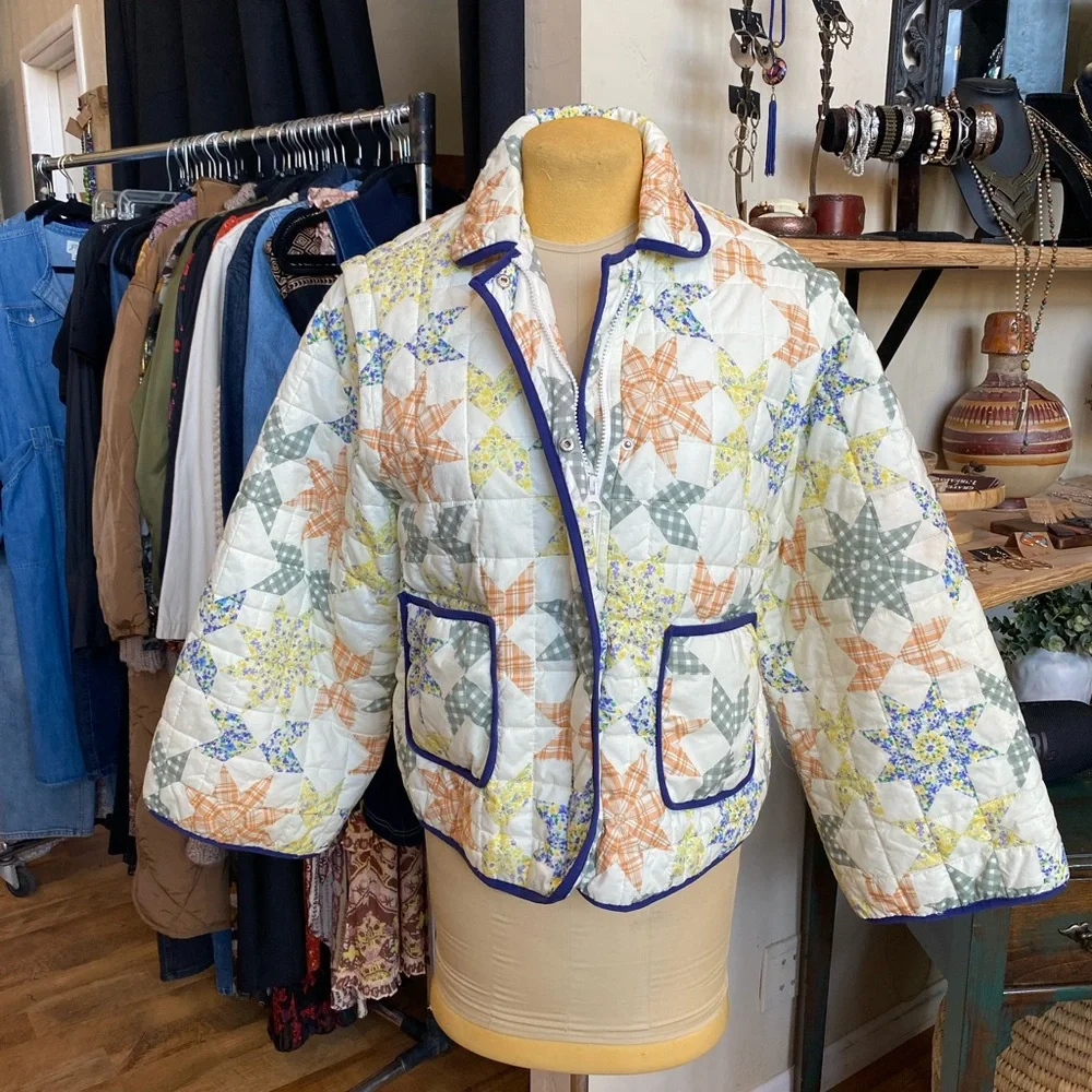 Quilted Star-Print Puffer Jacket - White Multi - Picture 1 of 5